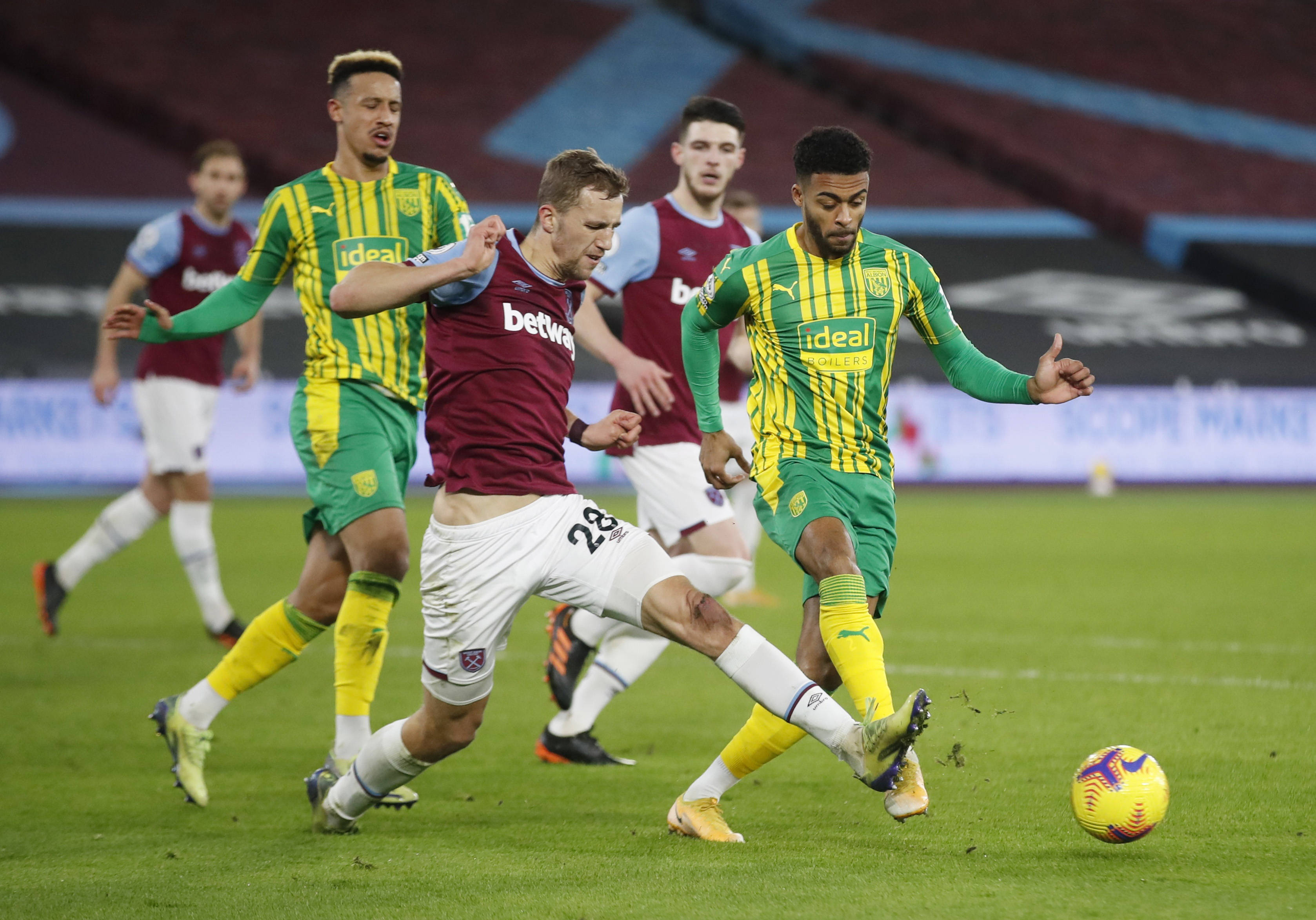 头重脚轻 头重脚轻